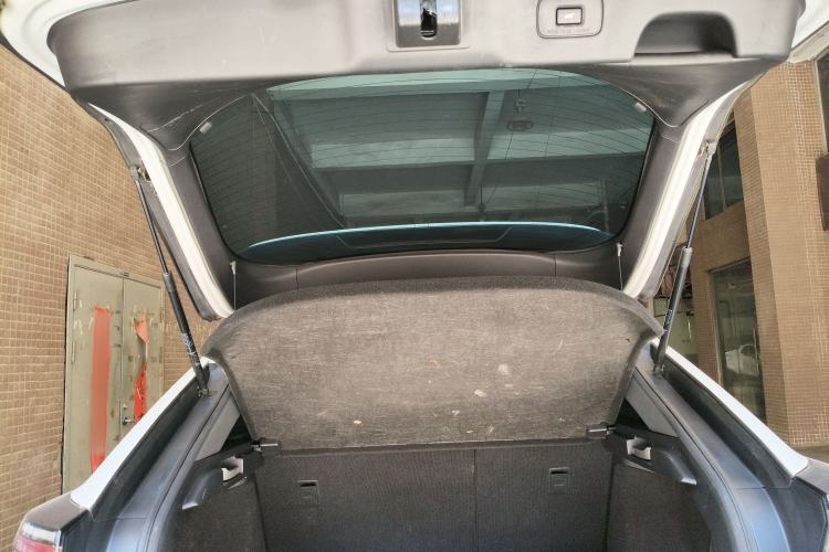 Used Honda UR-V 2020 370TURBO Two-Wheel Drive Luxury Edition Trunk