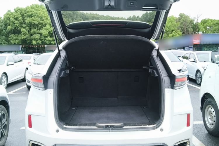 Used Honda UR-V 2020 370TURBO Two-Wheel Drive Luxury Edition Trunk