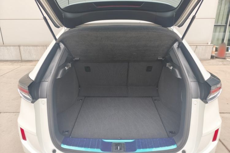 Used Honda UR-V 2020 370TURBO Two-Wheel Drive Luxury Edition Trunk