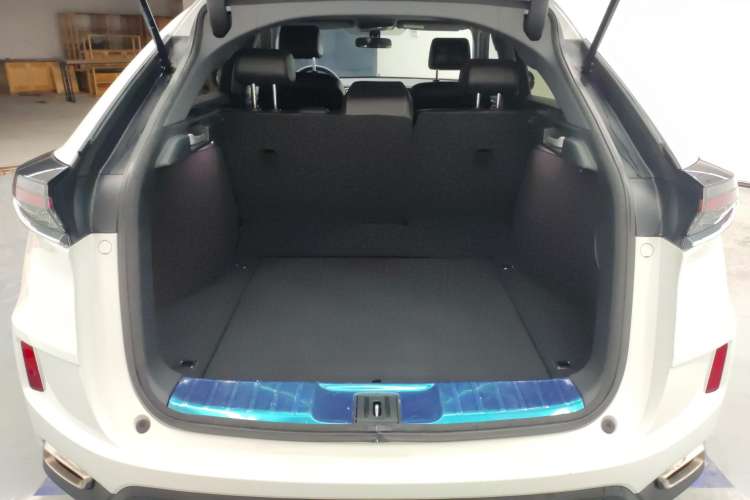 Used Honda UR-V 2020 240TURBO Two-Wheel Drive Zhiyue Version Trunk