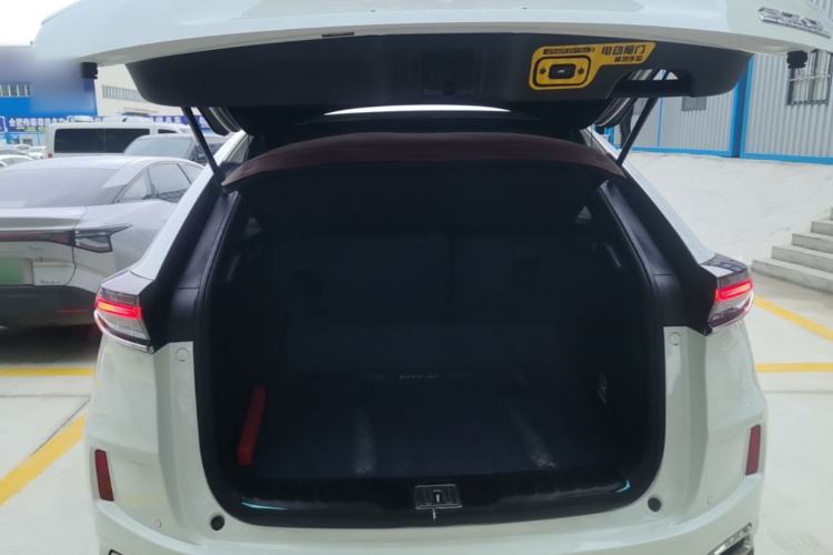 Used Honda UR-V 2020 370TURBO Two-Wheel Drive Luxury Edition Trunk