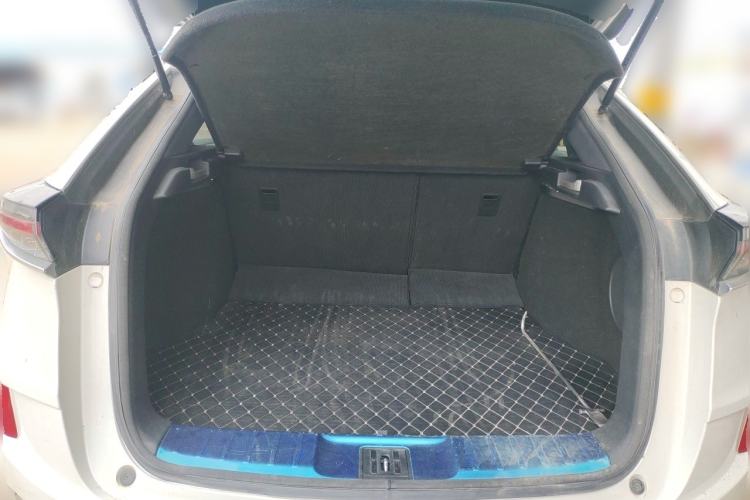 Used Honda UR-V 2020 370TURBO Two-Wheel Drive Luxury Edition Trunk