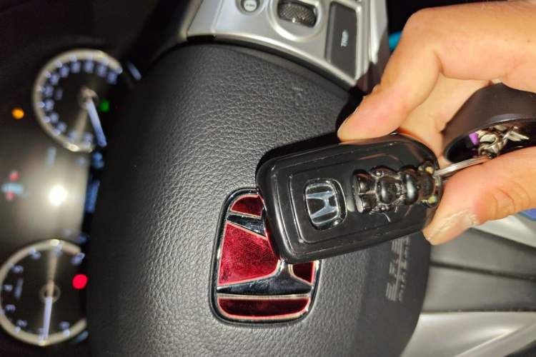 Used Honda UR-V 2020 370TURBO Two-Wheel Drive Luxury Edition Vehicle Key
