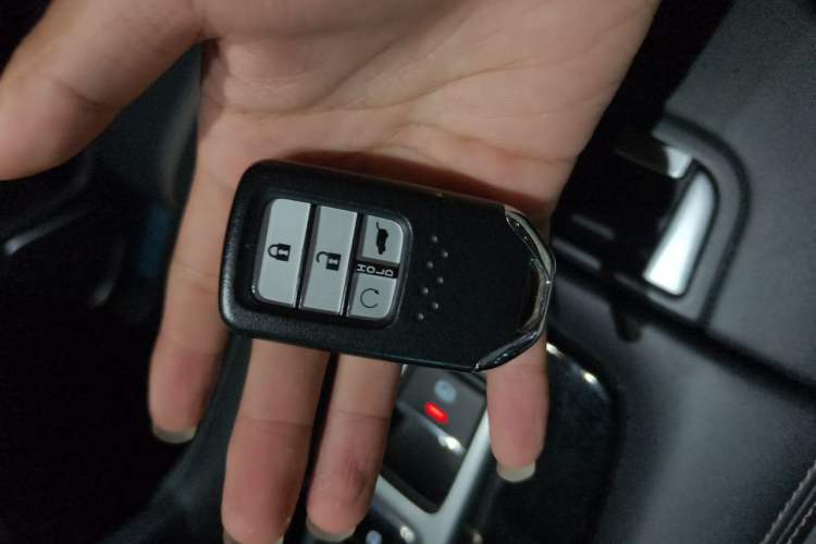 Used Honda UR-V 2020 370TURBO Two-Wheel Drive Luxury Edition Vehicle Key