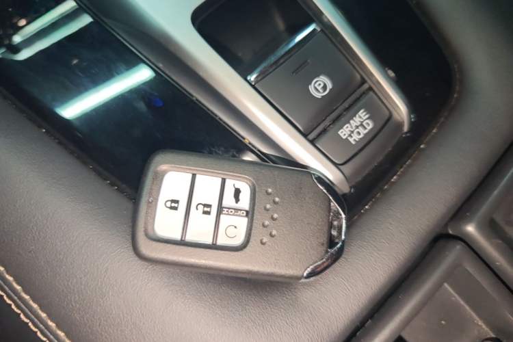 Used Honda UR-V 2020 370TURBO Four-Wheel Drive Prestige Edition Vehicle Key