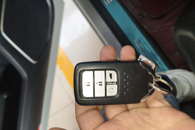 Used Honda UR-V 2020 370TURBO Four-Wheel Drive Prestige Edition Vehicle Key