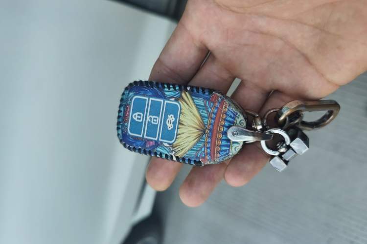 Used Honda UR-V 2020 240TURBO Two-Wheel Drive Zhiyue Version Vehicle Key