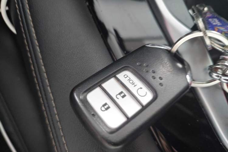 Used Honda UR-V 2020 240TURBO Two-Wheel Drive Zhiyue Version Vehicle Key