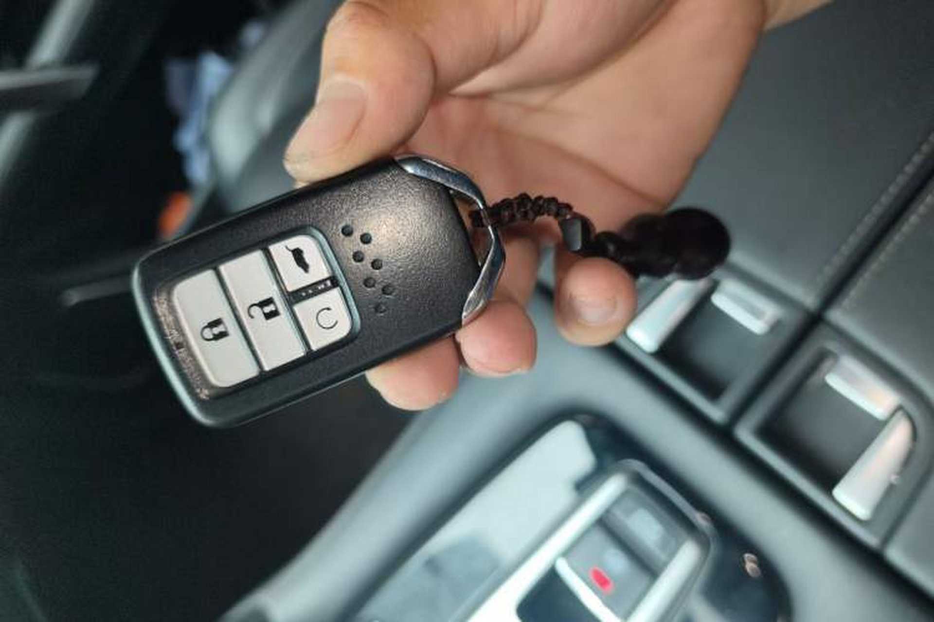 Used Honda UR-V 2020 370TURBO Two-Wheel Drive Luxury Edition Vehicle Key