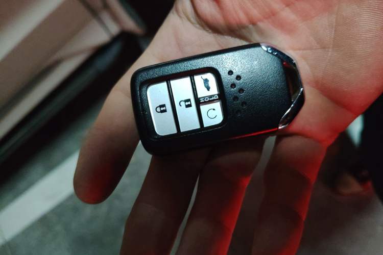 Used Honda UR-V 2020 370TURBO Two-Wheel Drive Luxury Edition Vehicle Key