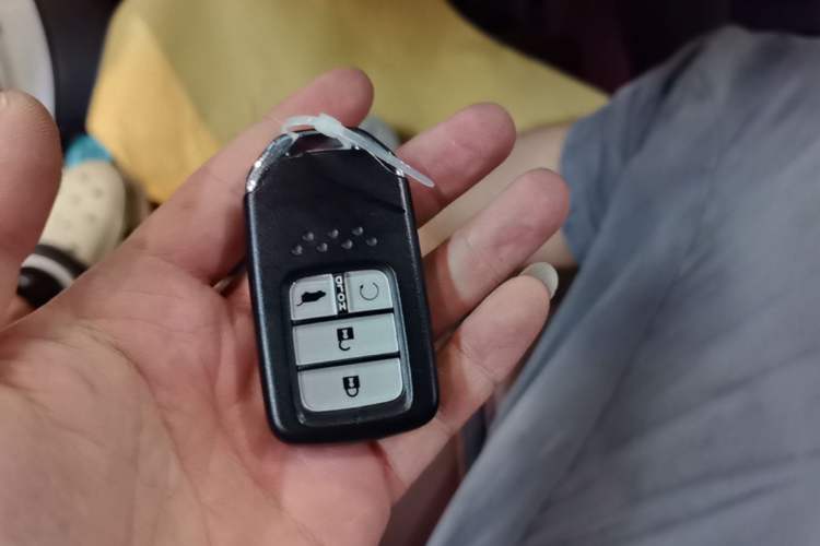 Used Honda UR-V 2020 370TURBO Two-Wheel Drive Luxury Edition Vehicle Key