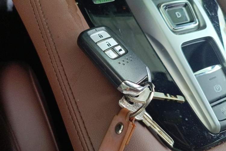 Used Honda UR-V 2020 370TURBO Two-Wheel Drive Luxury Edition Vehicle Key