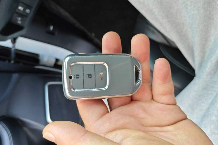 Used Honda UR-V 2020 240TURBO Two-Wheel Drive Zhiyue Version Vehicle Key