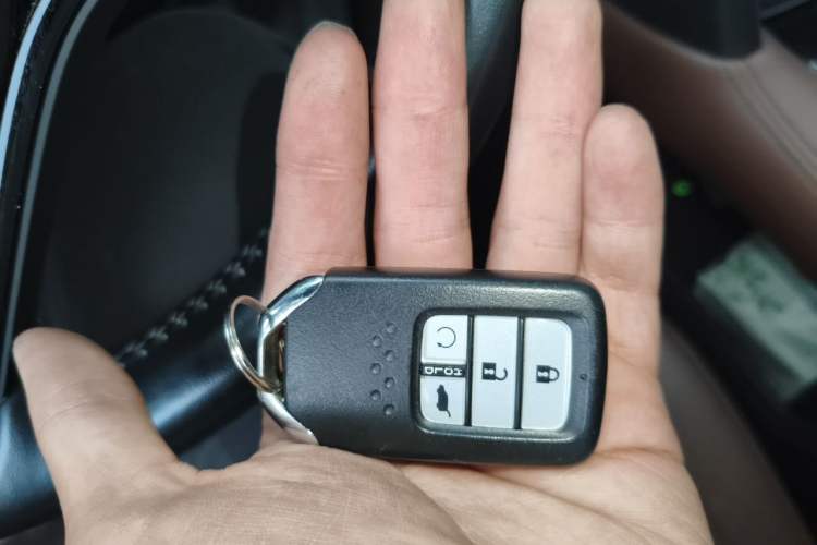 Used Honda UR-V 2020 370TURBO Two-Wheel Drive Luxury Edition Vehicle Key