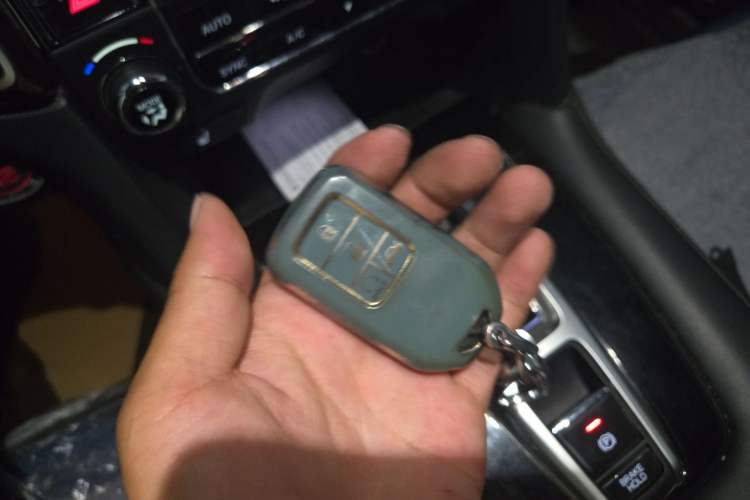 Used Honda UR-V 2020 370TURBO Four-Wheel Drive Prestige Edition Vehicle Key