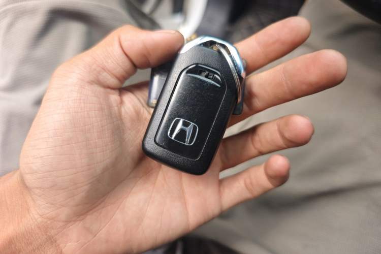 Used Honda UR-V 2020 240TURBO Front-Wheel Drive Elegant Edition Vehicle Key