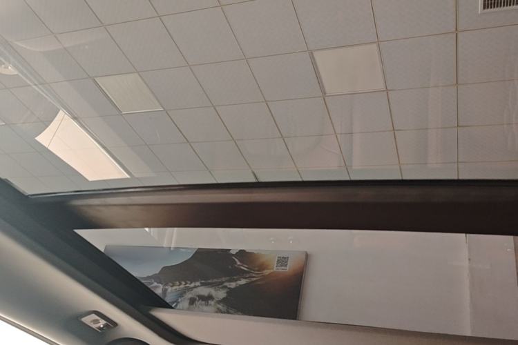 Used Honda UR-V 2020 370TURBO Four-Wheel Drive Prestige Edition Headliner