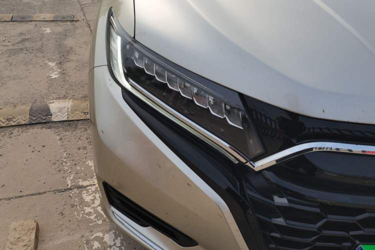 Used Honda UR-V 2020 370TURBO Two-Wheel Drive Luxury Edition Right Front Headlight