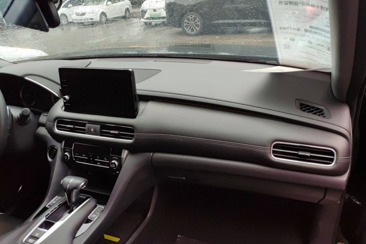 Used Honda UR-V 2023 240TURBO Two-Wheel Drive Zhijing Edition Audio And AC Panel