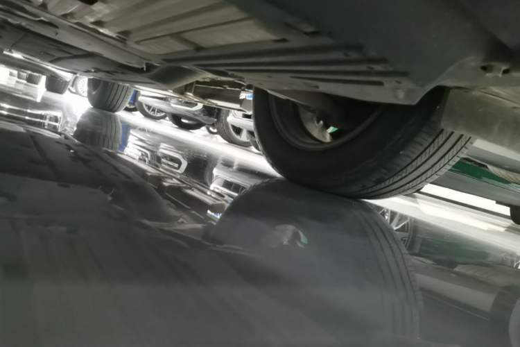 Used Honda UR-V 2023 370TURBO Two-Wheel-Drive Luxury Edition Chassis Rear Right