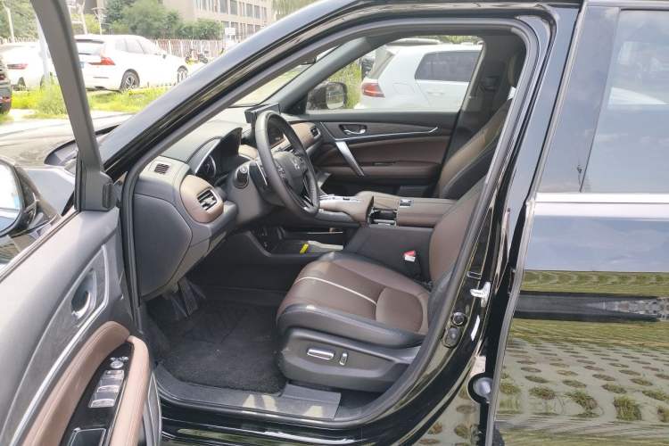 Used Honda UR-V 2023 370TURBO Two-Wheel-Drive Luxury Edition Driver Seat