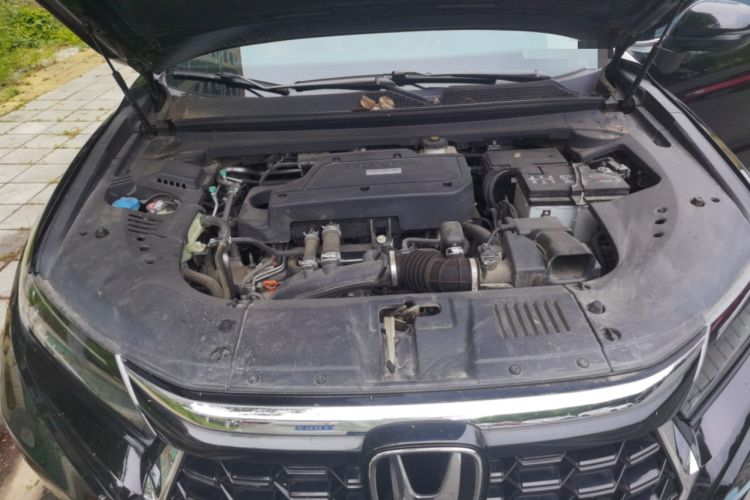 Used Honda UR-V 2023 240TURBO Two-Wheel Drive Zhiyue Edition Engine Bay