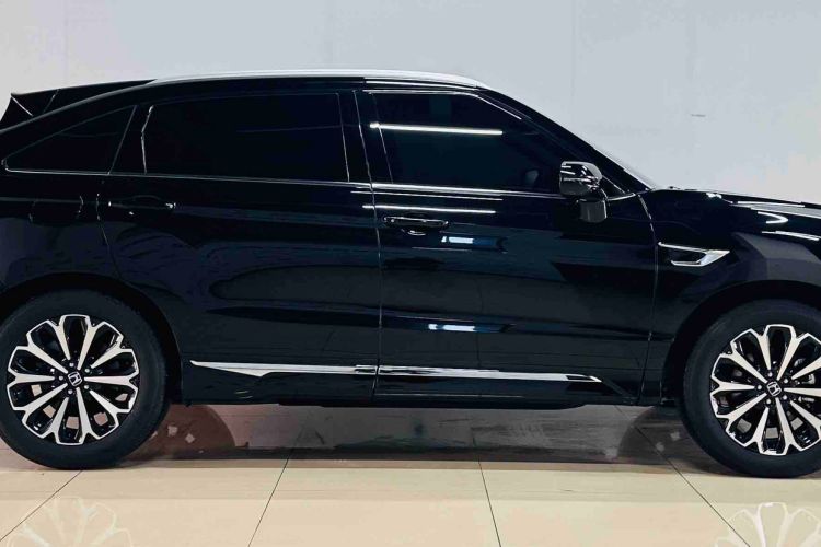 Used Honda UR-V 2023 370TURBO Two-Wheel-Drive Luxury Edition Exterior 6
