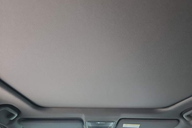 Used Honda UR-V 2023 370TURBO Four-Wheel Drive Luxury Edition Headliner