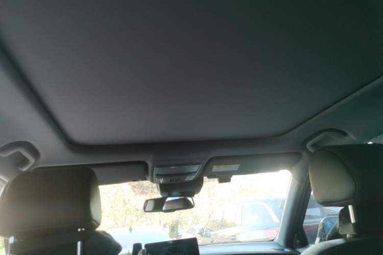Used Honda UR-V 2023 370TURBO Four-Wheel Drive Luxury Edition Headliner