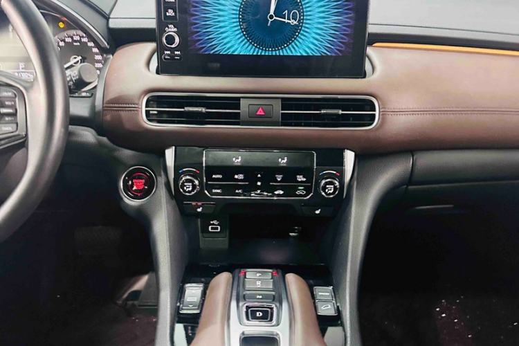 Used Honda UR-V 2023 370TURBO Two-Wheel-Drive Luxury Edition Interior 3