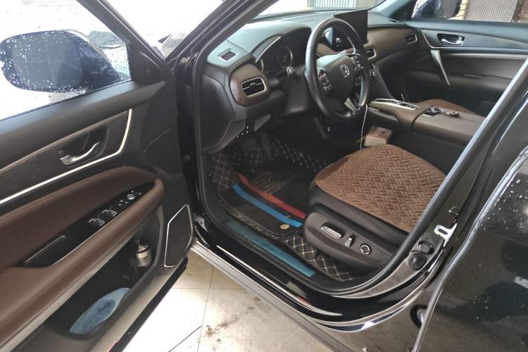 Used Honda UR-V 2023 370TURBO Four-Wheel Drive Luxury Edition Interior 3