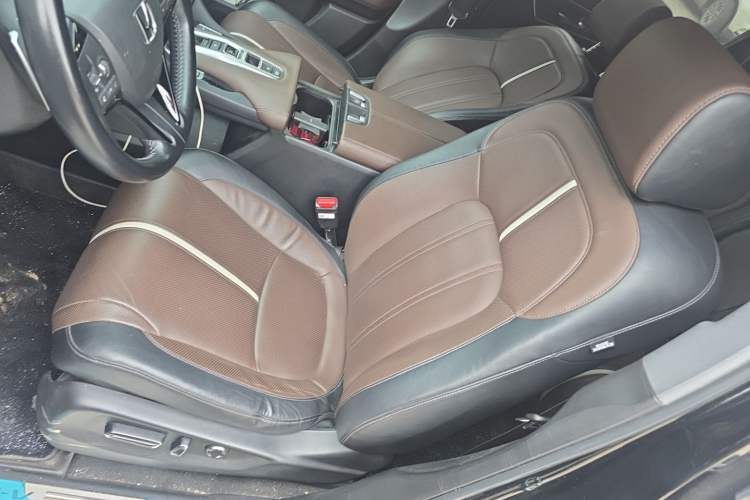 Used Honda UR-V 2023 370TURBO Four-Wheel Drive Luxury Edition Left Front Seat