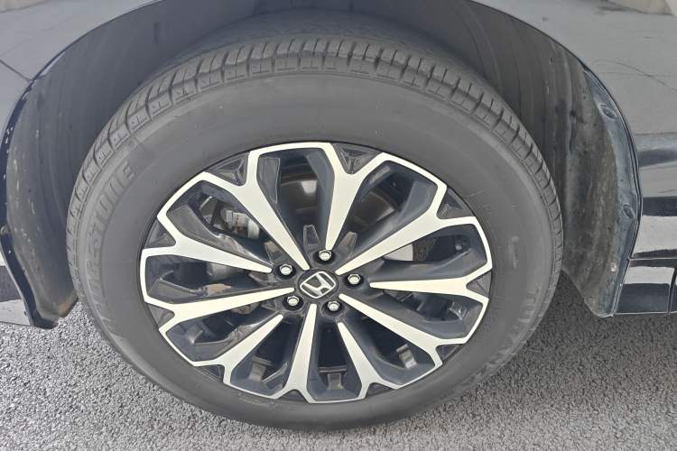 Used Honda UR-V 2023 370TURBO Two-Wheel-Drive Luxury Edition Left Front Wheel Hub