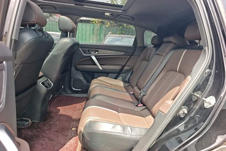 Used Honda UR-V 2023 370TURBO Two-Wheel-Drive Luxury Edition Left Rear Seat