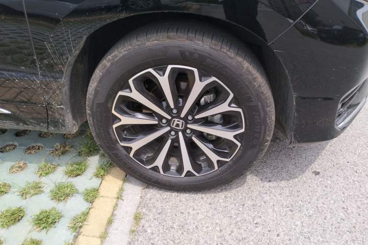 Used Honda UR-V 2023 370TURBO Two-Wheel-Drive Luxury Edition Right Front Wheel Hub