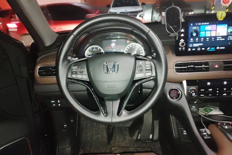 Used Honda UR-V 2023 370TURBO Two-Wheel-Drive Luxury Edition Steering Wheel