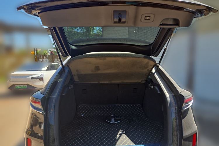 Used Honda UR-V 2023 370TURBO Two-Wheel-Drive Luxury Edition Trunk