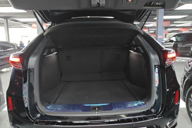 Used Honda UR-V 2023 370TURBO Four-Wheel Drive Prestige Edition Trunk