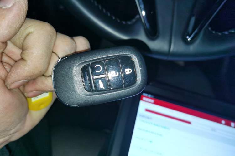 Used Honda UR-V 2023 370TURBO Two-Wheel-Drive Luxury Edition Vehicle Key