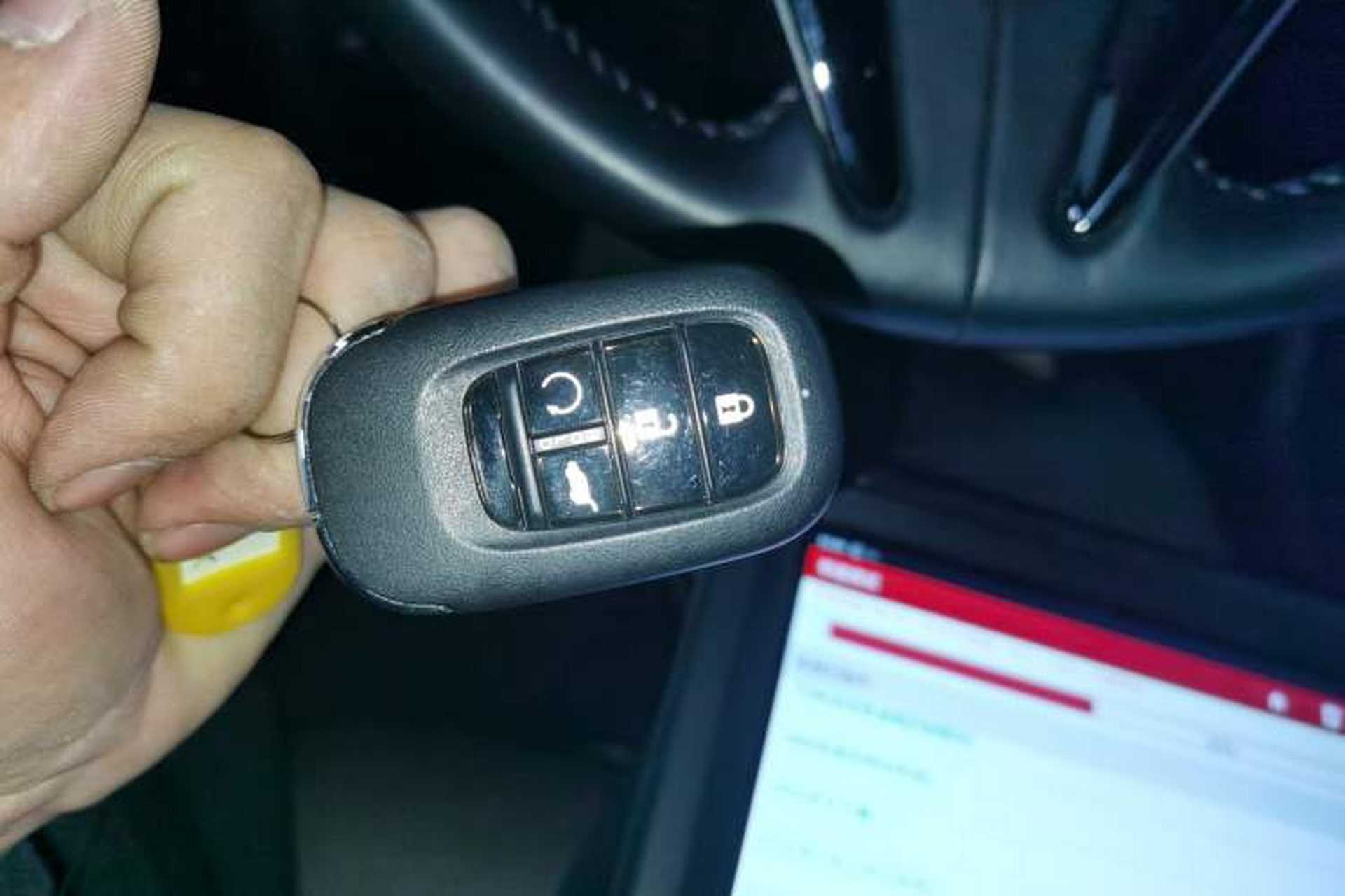 Used Honda UR-V 2023 370TURBO Two-Wheel-Drive Luxury Edition Vehicle Key