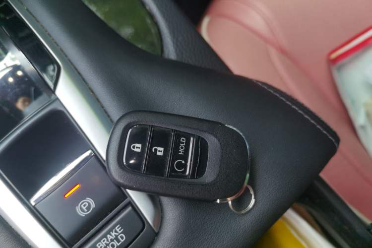 Used Honda UR-V 2023 240TURBO Two-Wheel Drive Zhiyue Edition Vehicle Key