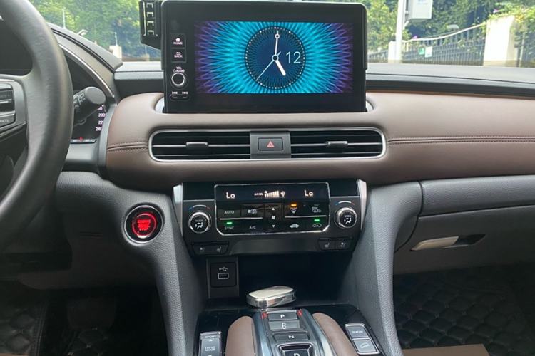 Used Honda UR-V 2023 370TURBO Four-Wheel Drive Luxury Edition Audio And AC Panel