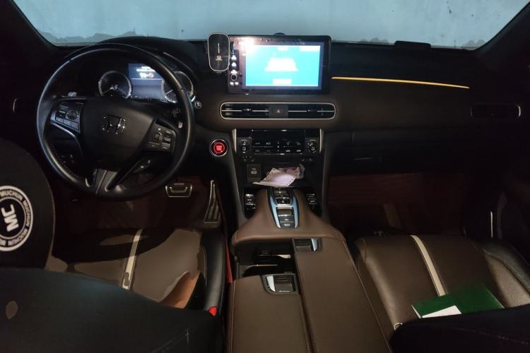 Used Honda UR-V 2023 370TURBO Four-Wheel Drive Prestige Edition Center Console