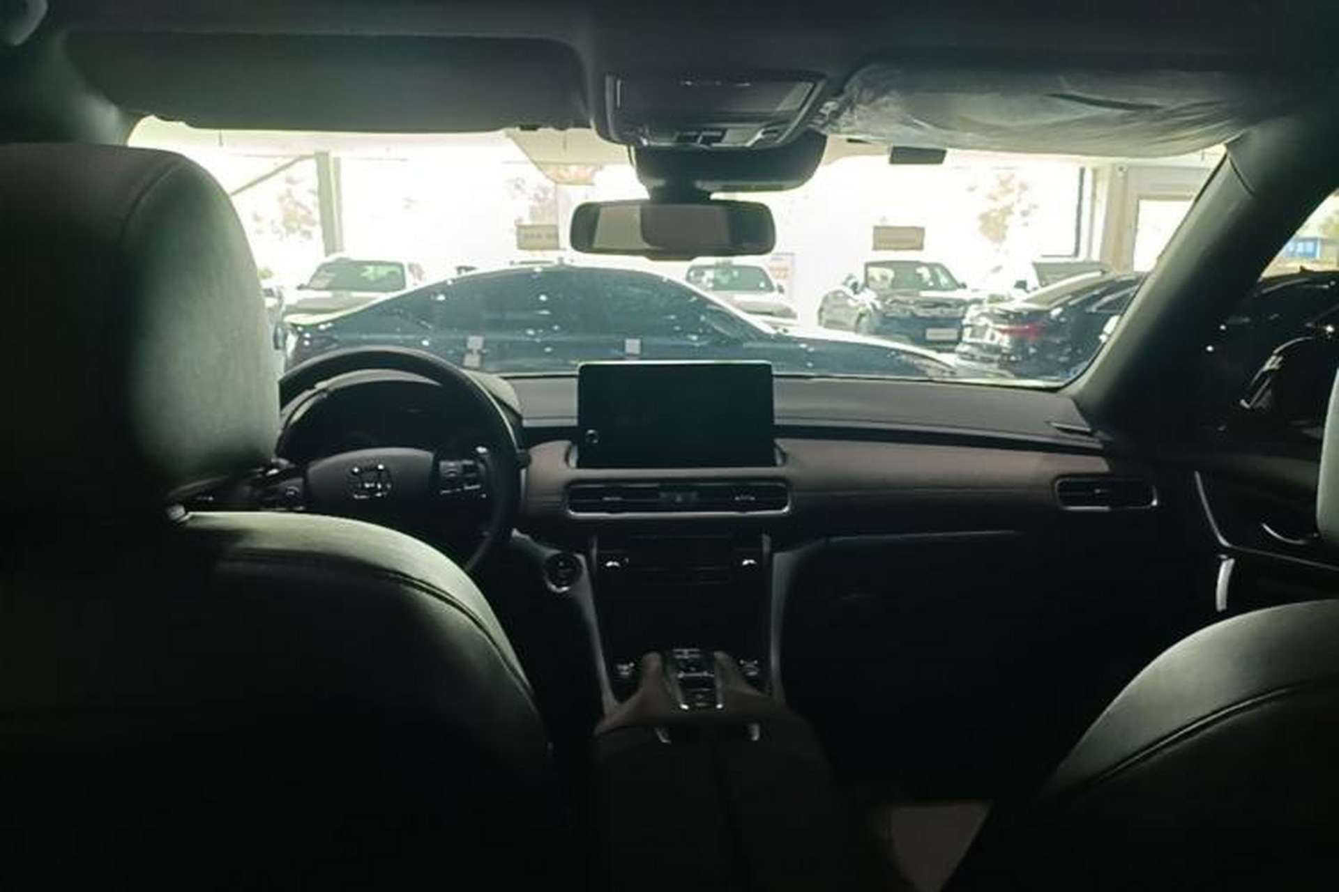 Used Honda UR-V 2023 370TURBO Four-Wheel Drive Luxury Edition Center Console