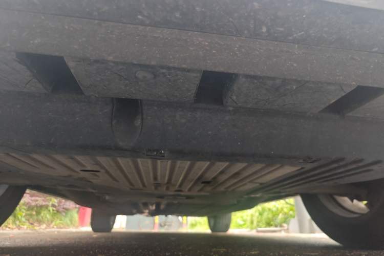 Used Honda UR-V 2023 240TURBO Two-Wheel Drive Zhijing Edition Chassis Front