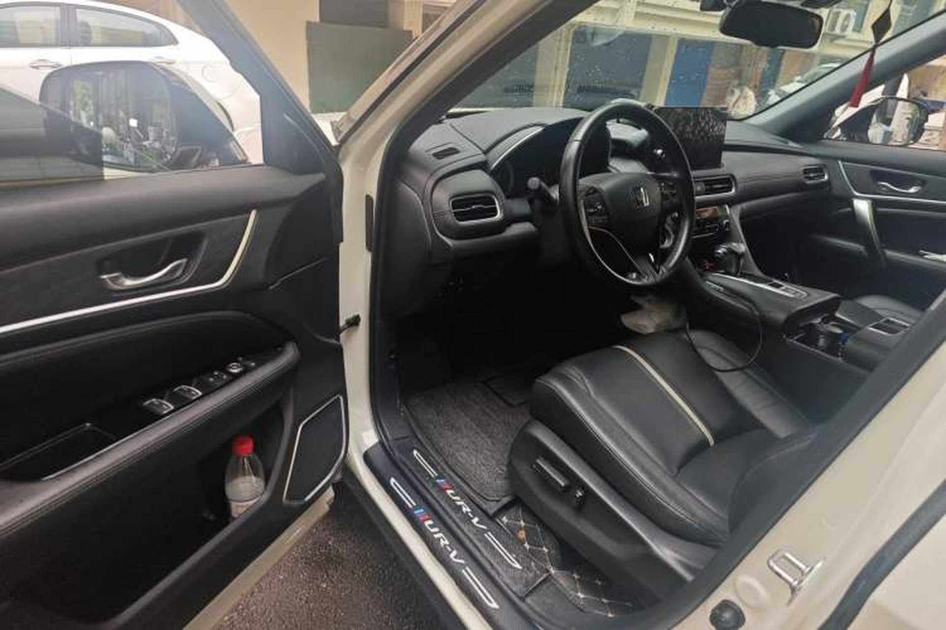 Used Honda UR-V 2023 240TURBO Two-Wheel Drive Zhijing Edition Driver Seat