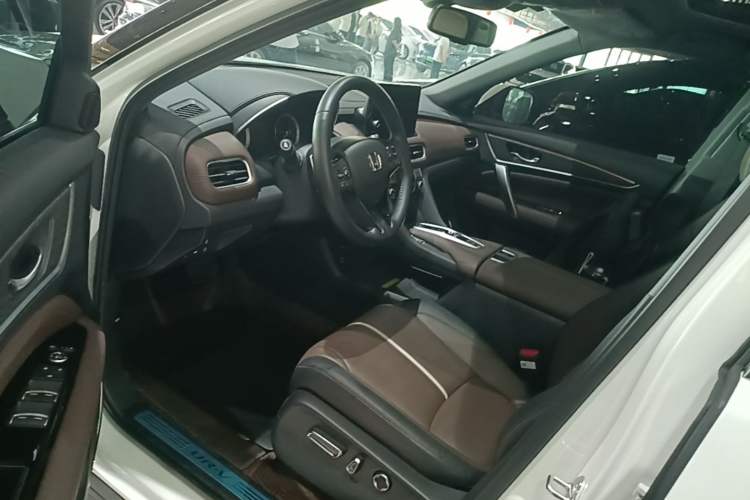 Used Honda UR-V 2023 370TURBO Four-Wheel Drive Luxury Edition Driver Seat