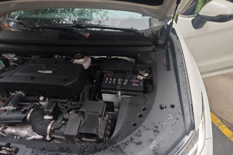 Used Honda UR-V 2023 240TURBO Two-Wheel Drive Zhijing Edition Engine Bay Left