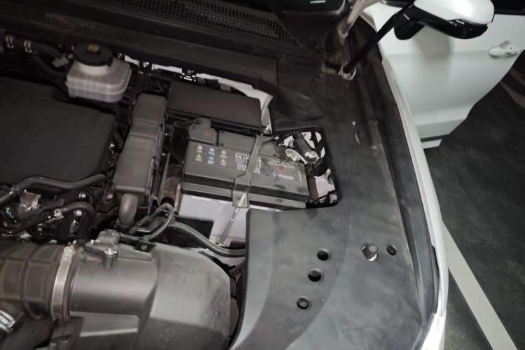 Used Honda UR-V 2023 370TURBO Four-Wheel Drive Luxury Edition Engine Bay Left
