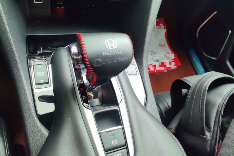 Used Honda UR-V 2023 240TURBO Two-Wheel Drive Zhiyue Edition Gear Lever